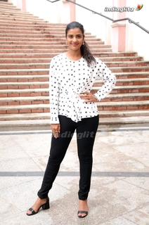 Aishwarya Rajesh feet photo 10