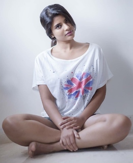 Aishwarya Rajesh feet photo 17