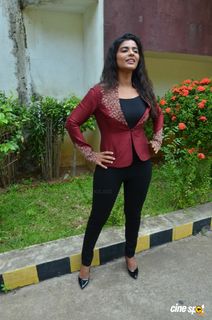 Aishwarya Rajesh feet photo 19