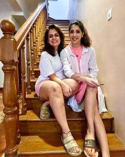 Aishwarya Sakhuja feet photo 10