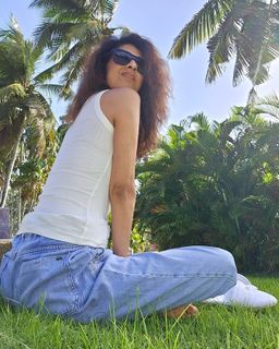 Aishwarya Sakhuja feet photo 5