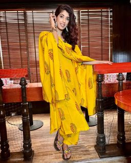 Aishwarya Sakhuja feet photo 2