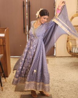 Aishwarya Sakhuja feet photo 8