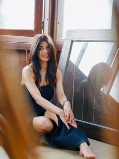 Aishwarya Sakhuja feet photo 4