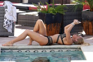 Aisleyne Horgan-Wallace feet photo thumbnail