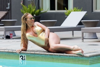 Aisleyne Horgan-Wallace feet photo thumbnail