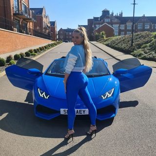 Aisleyne Horgan-Wallace feet photo thumbnail