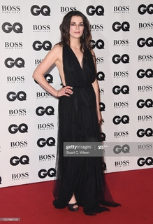 Aisling Bea feet photo thumbnail