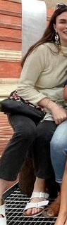 Aisling Bea feet photo thumbnail