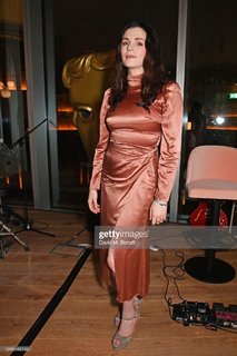 Aisling Bea feet photo thumbnail
