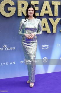 Aisling Bea feet photo thumbnail