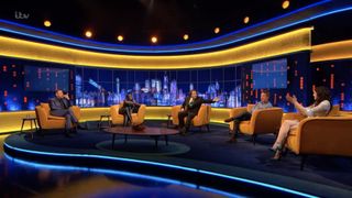 Aisling Bea feet photo thumbnail