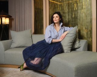 Aisling Bea feet photo 1