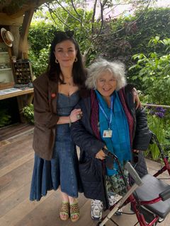 Aisling Bea feet photo 4