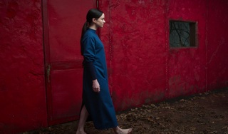 Aisling Franciosi feet photo 6