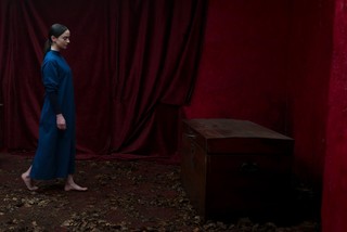 Aisling Franciosi feet photo 4