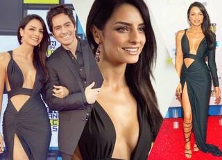 Aislinn Derbez feet photo thumbnail