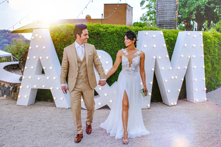 Aislinn Derbez feet photo thumbnail