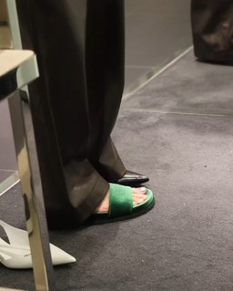 Aislinn Derbez feet photo thumbnail