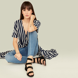 Aitana feet photo thumbnail