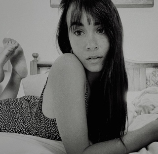 Aitana feet photo thumbnail