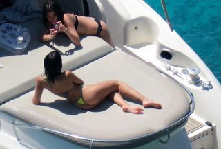 Aitana feet photo thumbnail