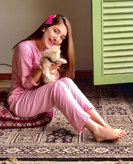 Aiza Awan feet photo 18