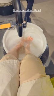Aiza Awan feet photo 10
