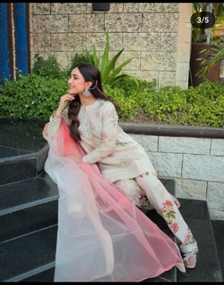 Aiza Awan feet photo 1