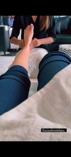 Aiza Awan feet photo 12