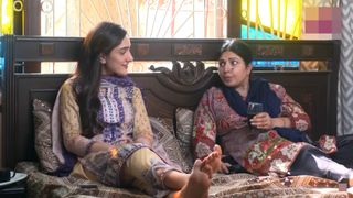 Aiza Awan feet photo 2