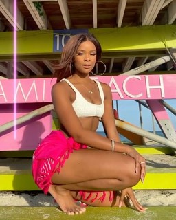 Ajiona Alexus feet photo 16