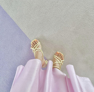 Akane Hotta feet photo 9