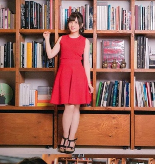 Akari Kitô feet photo thumbnail