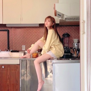 Akari Kitô feet photo thumbnail