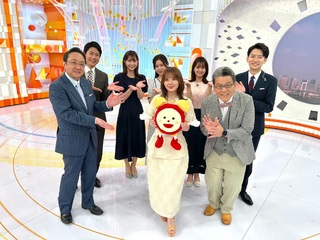 Akari Kitô feet photo thumbnail