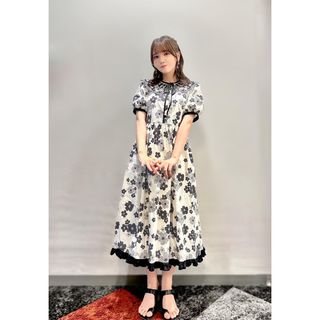 Akari Kitô feet photo thumbnail
