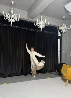 Akari Kitô feet photo thumbnail