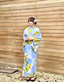 Akari Kitô feet photo thumbnail