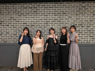 Akari Kitô feet photo thumbnail