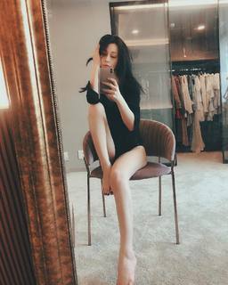 Akemi Darenogare feet photo 13