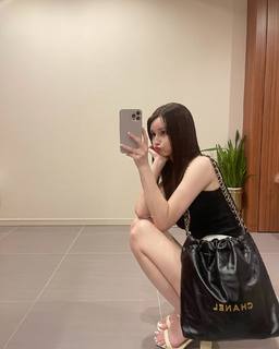 Akemi Darenogare feet photo 9