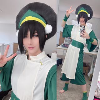 Akemi Hogan feet photo thumbnail