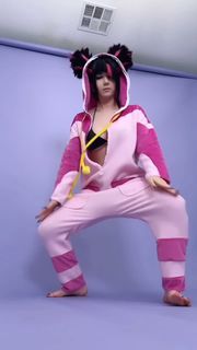 Akemi Hogan feet photo thumbnail