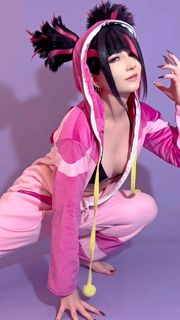 Akemi Hogan feet photo thumbnail