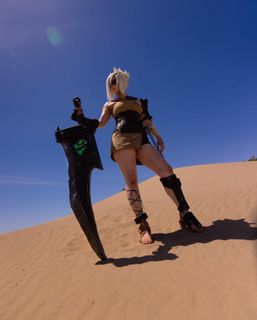 Akemi Hogan feet photo thumbnail