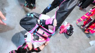 Akemi Hogan feet photo thumbnail