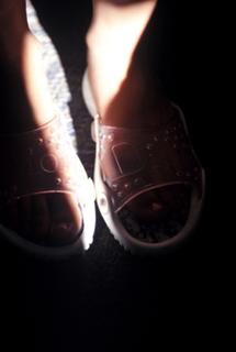 Aki Hoshino feet photo 11