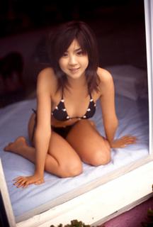 Aki Hoshino feet photo 10