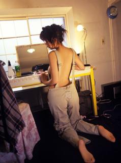 Aki Hoshino feet photo 17